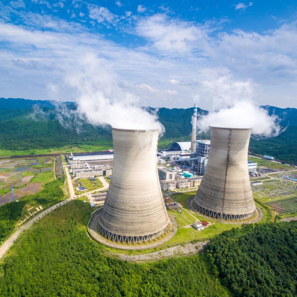 A picture of a coal power plant in China. Our Macroclimate 50® tracks the 50 largest publicly traded owners of coal-fired power plants in Developed Markets, China, and India—the highest priority targets for divestment.